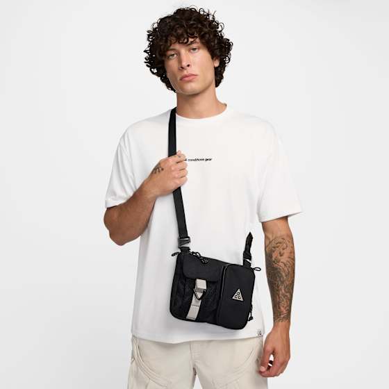 Nike ACG «DAYMAX» Crossbody Bag 3L