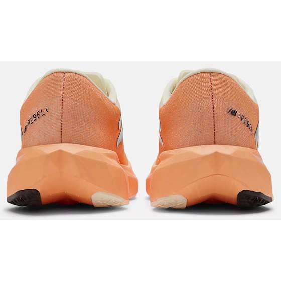 New Balance FuelCell Rebel v4 Dame