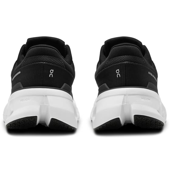 On Cloudrunner 2 Herre