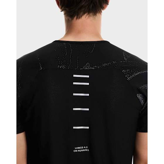 On Performance-T Lumos Herre