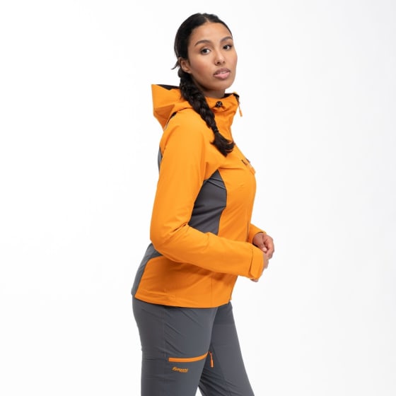 Bergans Cecilie Mtn Softshell Jacket