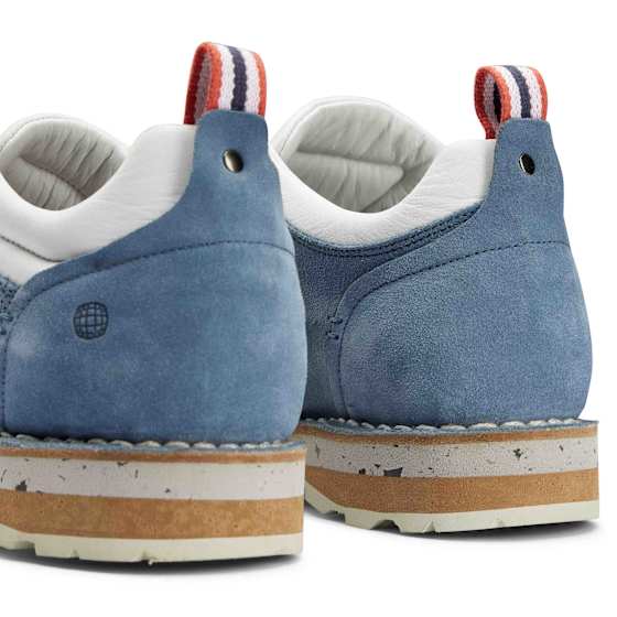 Amundsen Sports V-Bond Suede Sneakers