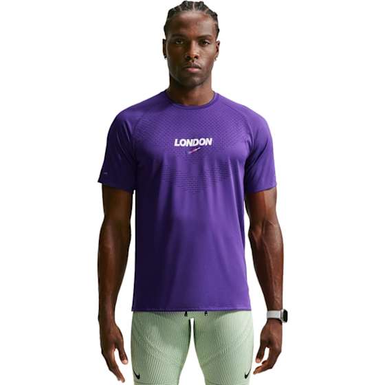 Nike City Marathon Stride SS Tee London Herre