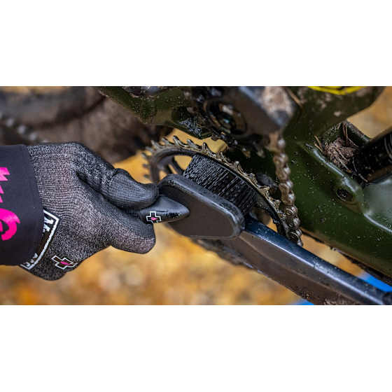 Muc-Off Detailing Brush