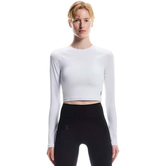 On Studio Long-T Crop Dame