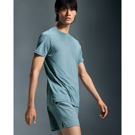 On Essential Shorts Herre