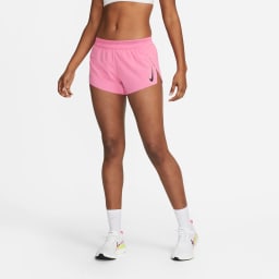 Lett og komfortabel løpeshorts med innerlommer