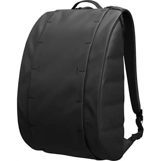Hugger Base Backpack 15L