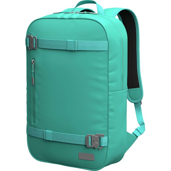 Essential Backpack 17L
