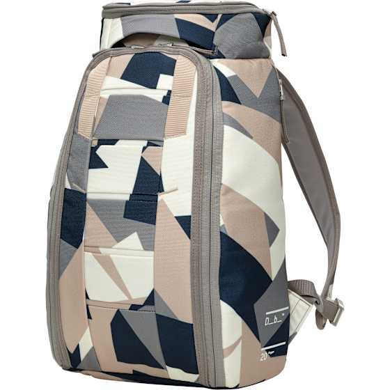 Hugger Backpack 20L - Line Cluster